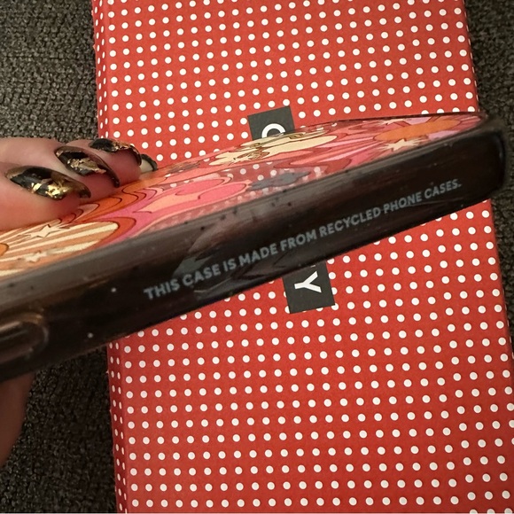 Casetify - Seventies Psychedelic by Illustrated by Charlie - Picture 10 of 11